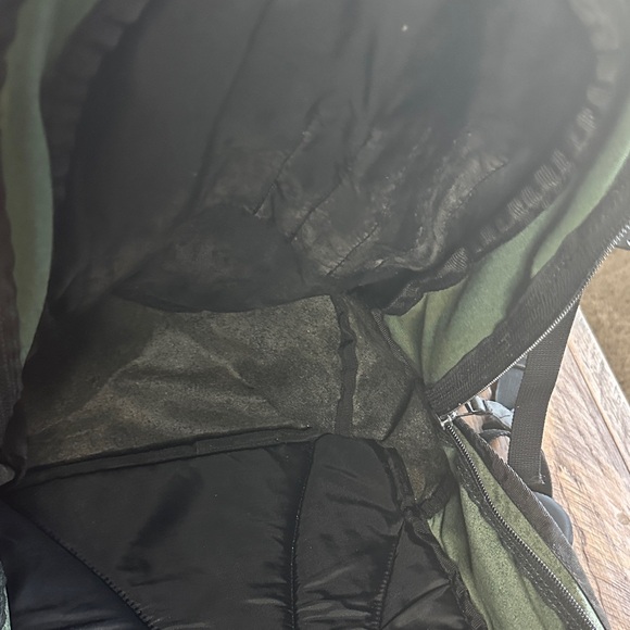 Eddie Bauer Backpack - Picture 5 of 7